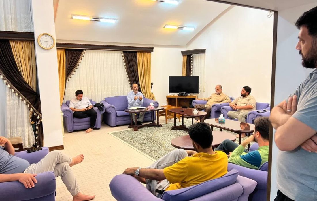 برگزاری جلسه ای با موضوع ذهنیت و باورهای نسل جوان در اردوی رضوانشهر