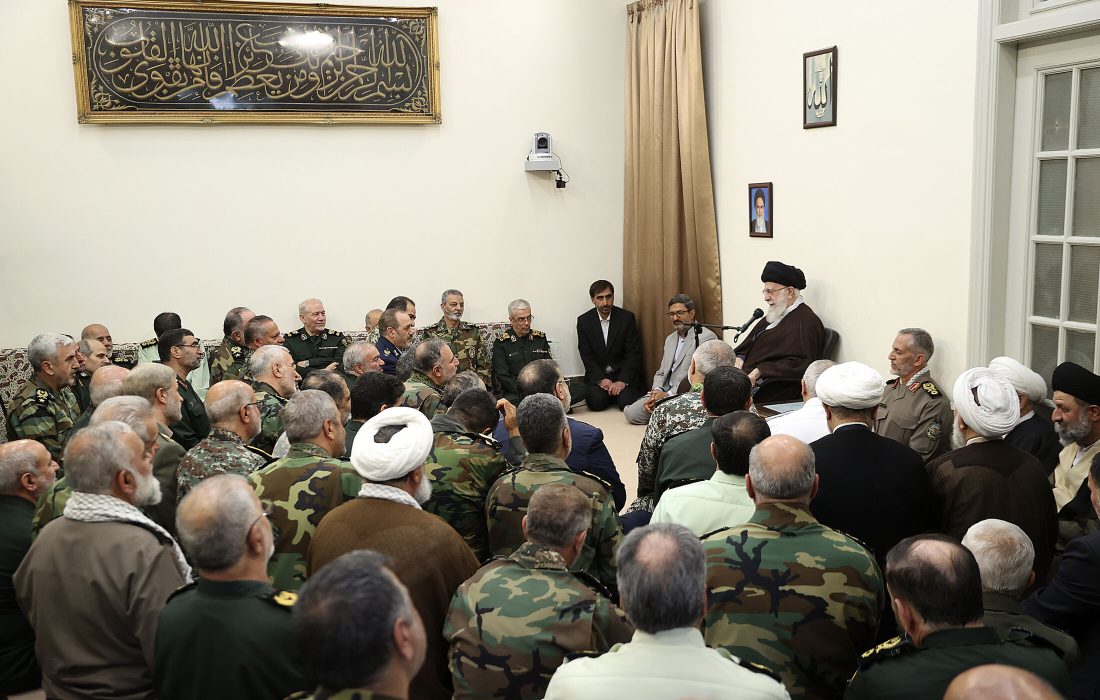 فرمانده کل قوا در دیدار جمعی از فرماندهان نیرو‌های مسلح: نیروهای مسلح اراده ملت ایران را به اثبات رساندند